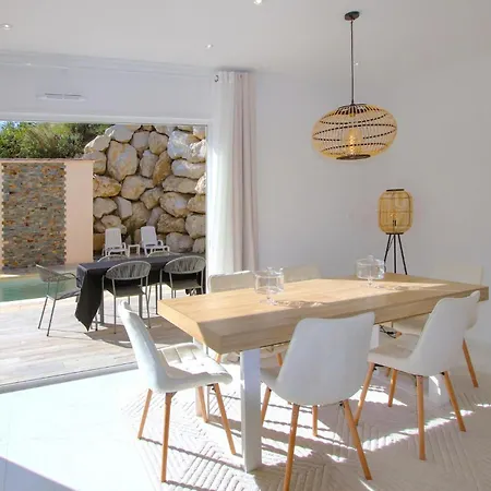 Cozy In Sauveterre *